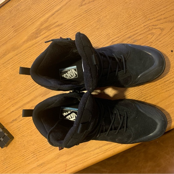 Vans 10.5 Ultrarange MTE winter boot - Picture 1 of 6